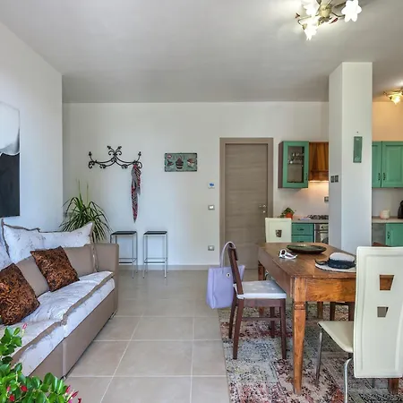 Apartment Apartment Tavullia With Pool & Coast, Cleaning Included