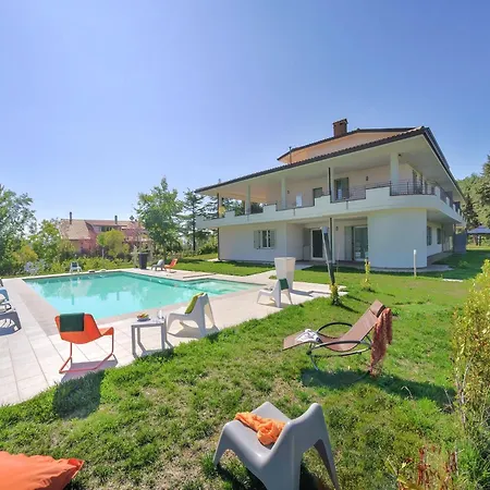 Apartment Tavullia With Pool & Coast, Cleaning Included *